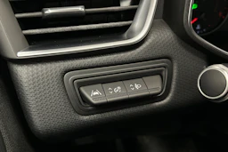 valkoinen Renault Clio 2020 kuva 16.