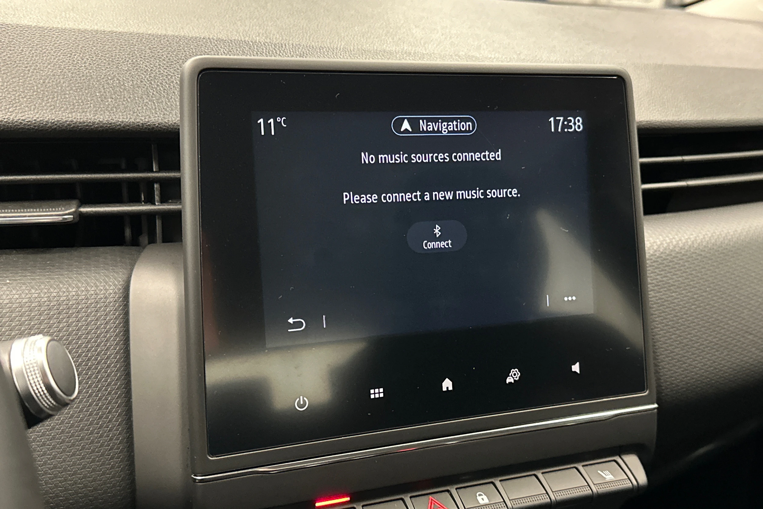 valkoinen Renault Clio 2020 kuva 21.