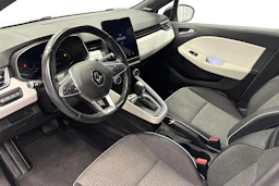 valkoinen Renault Clio 2021 kuva 6.