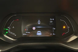 valkoinen Renault Clio 2021 kuva 11.