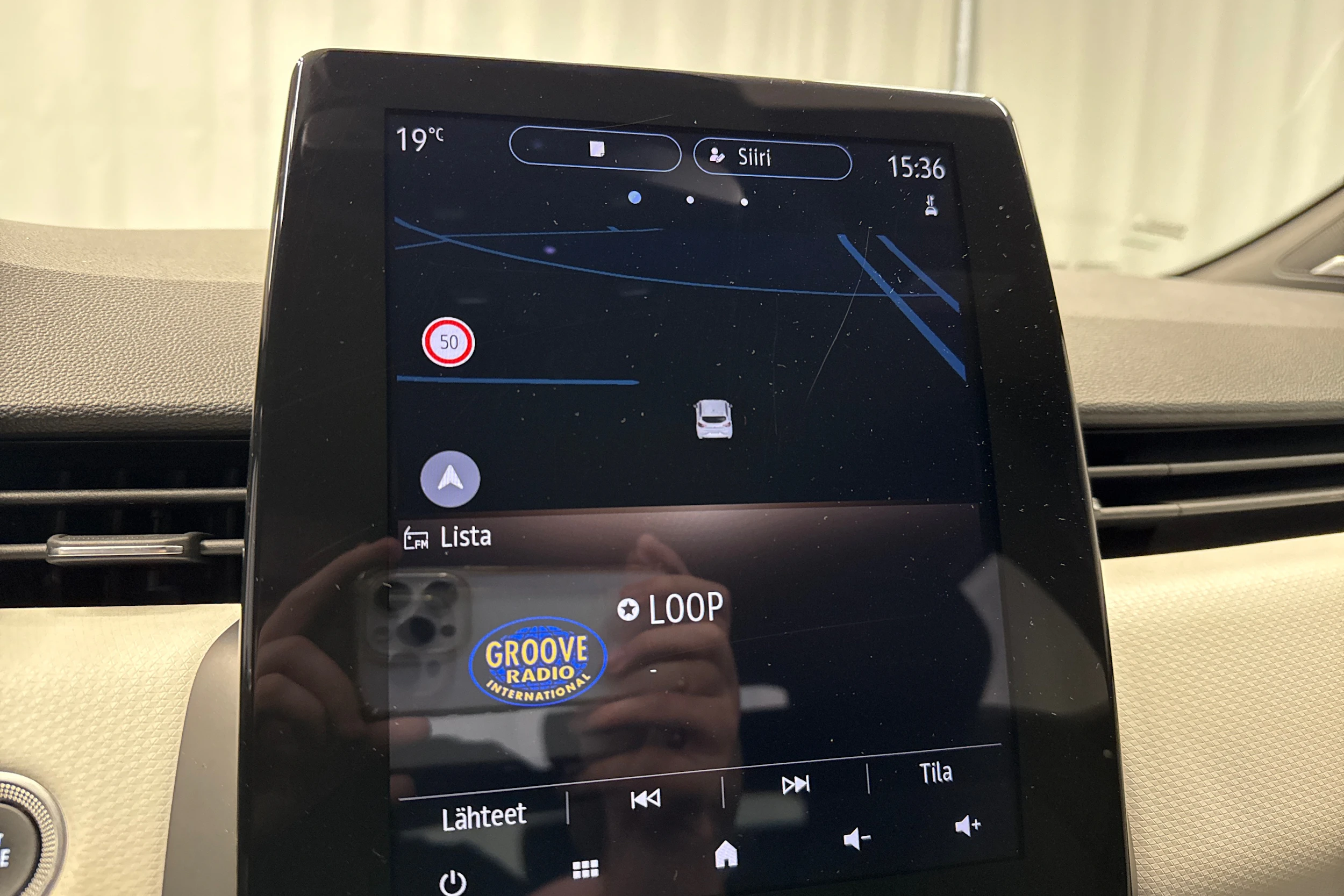 valkoinen Renault Clio 2021 kuva 18.
