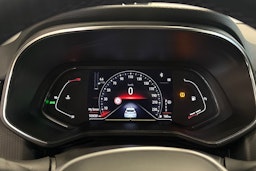 valkoinen Renault Clio 2021 kuva 17.