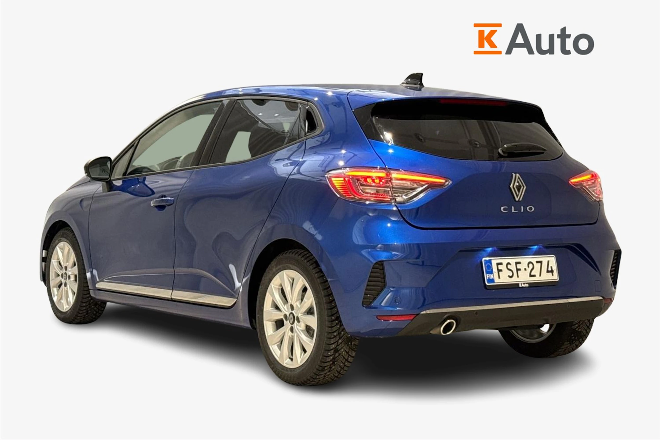 sininen Renault Clio 2024 kuva 3.
