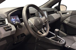 sininen Renault Clio 2024 kuva 8.