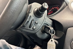 Sininen Renault Clio III 2010 kuva 15.