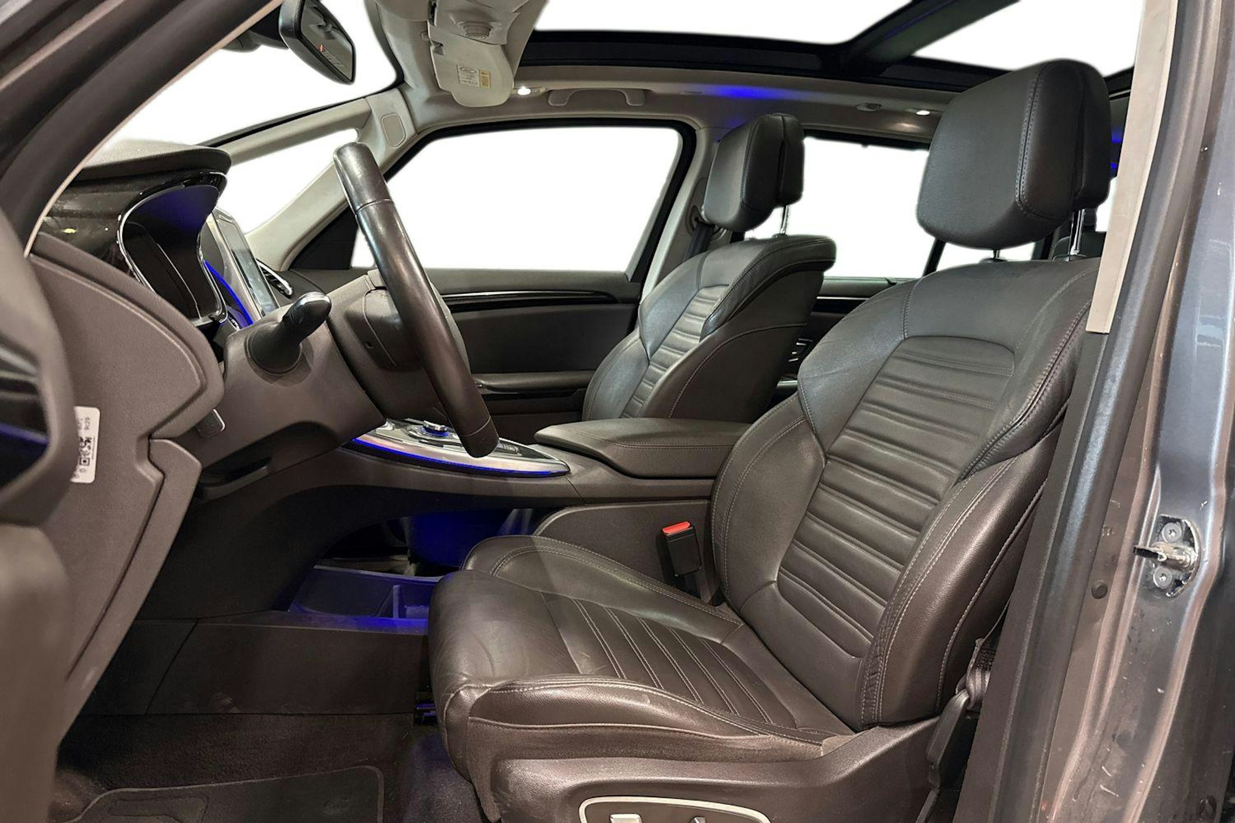 Harmaa Renault ESPACE 2016 kuva 7.