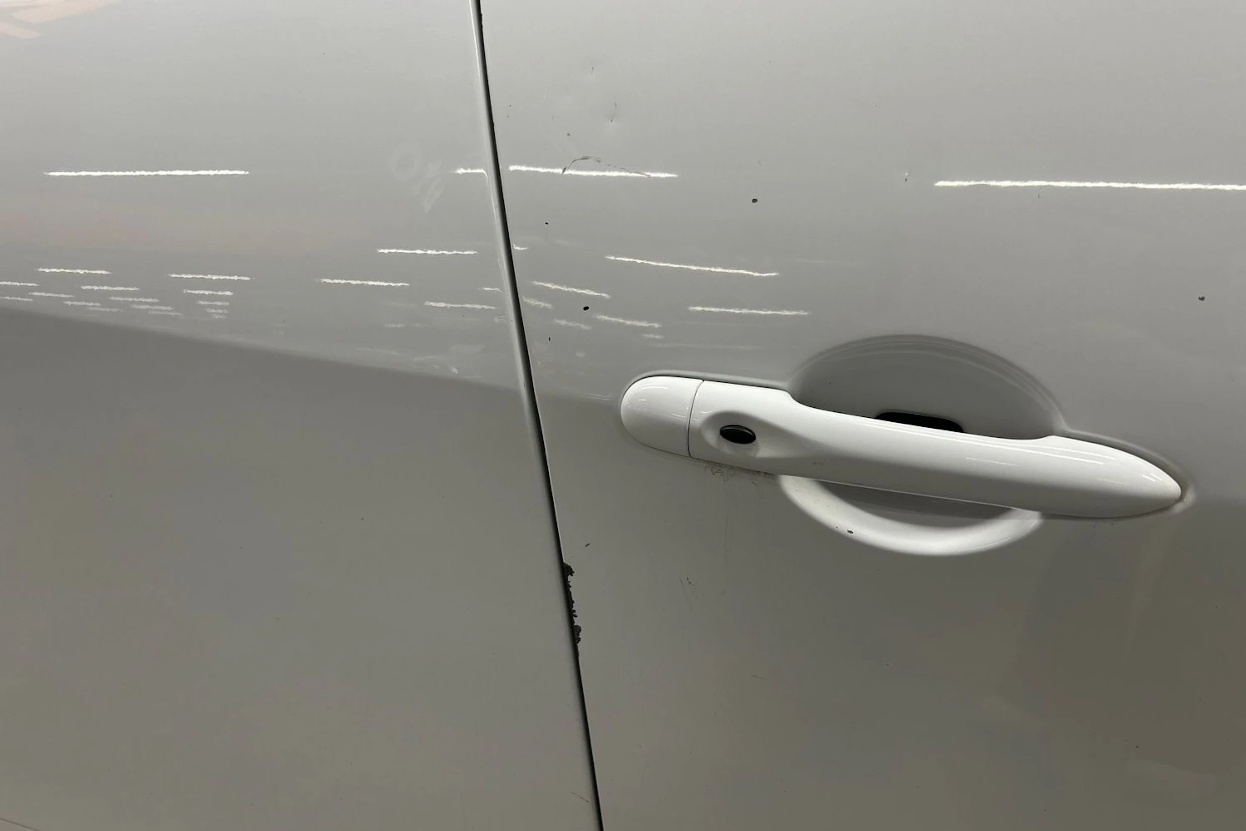 valkoinen Renault Grand Scenic 2016 kuva 30.