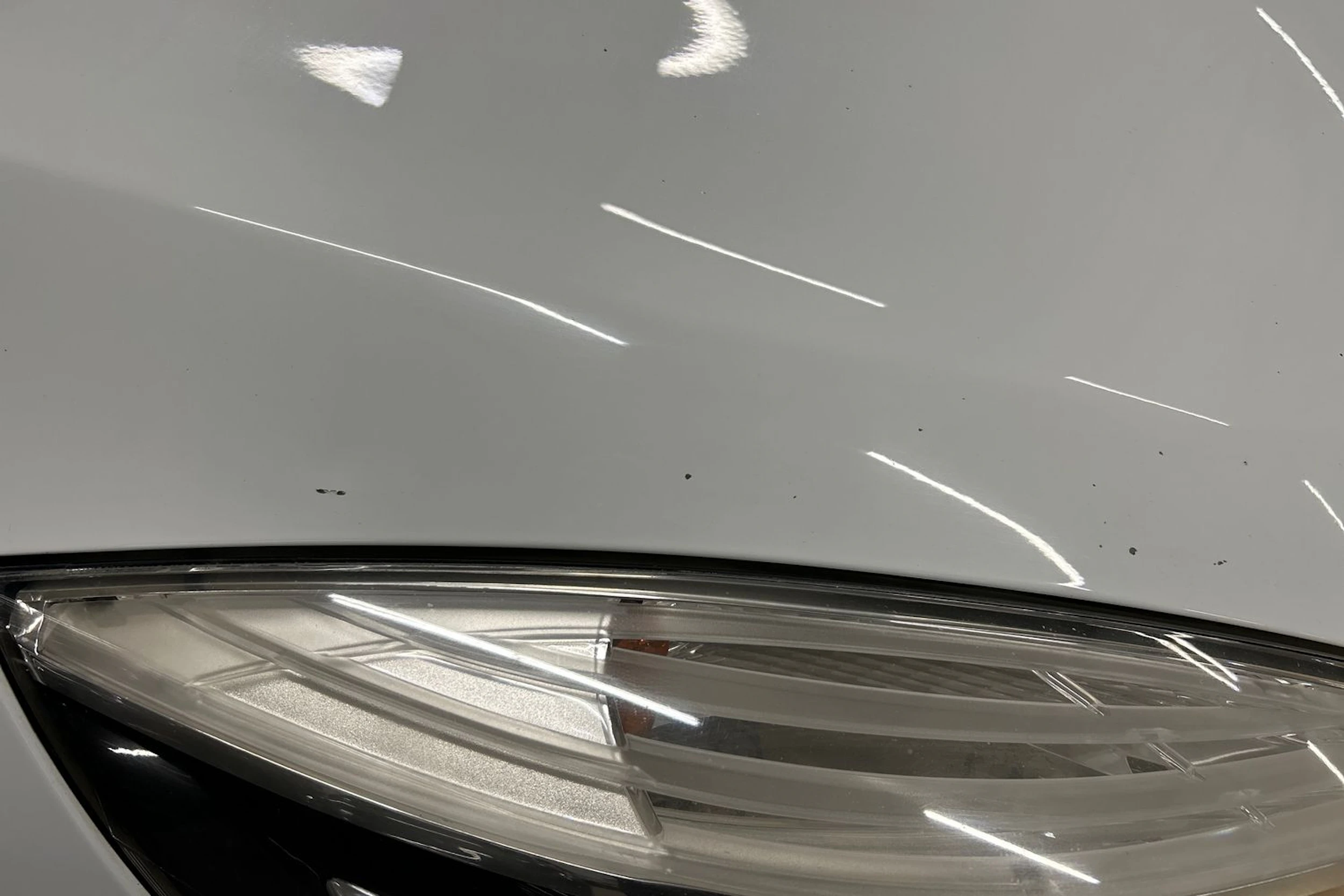 valkoinen Renault Grand Scenic 2016 kuva 31.