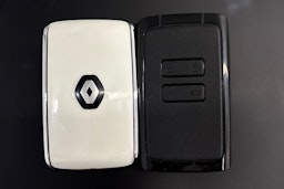 met. harmaa Renault Kadjar 2015 kuva 20.