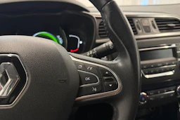 punainen Renault Kadjar 2016 kuva 18.