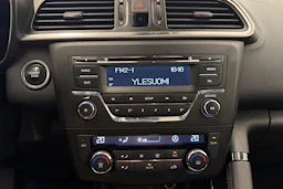 punainen Renault Kadjar 2016 kuva 20.
