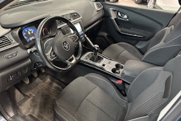 Harmaa Renault Kadjar 2016 kuva 3.
