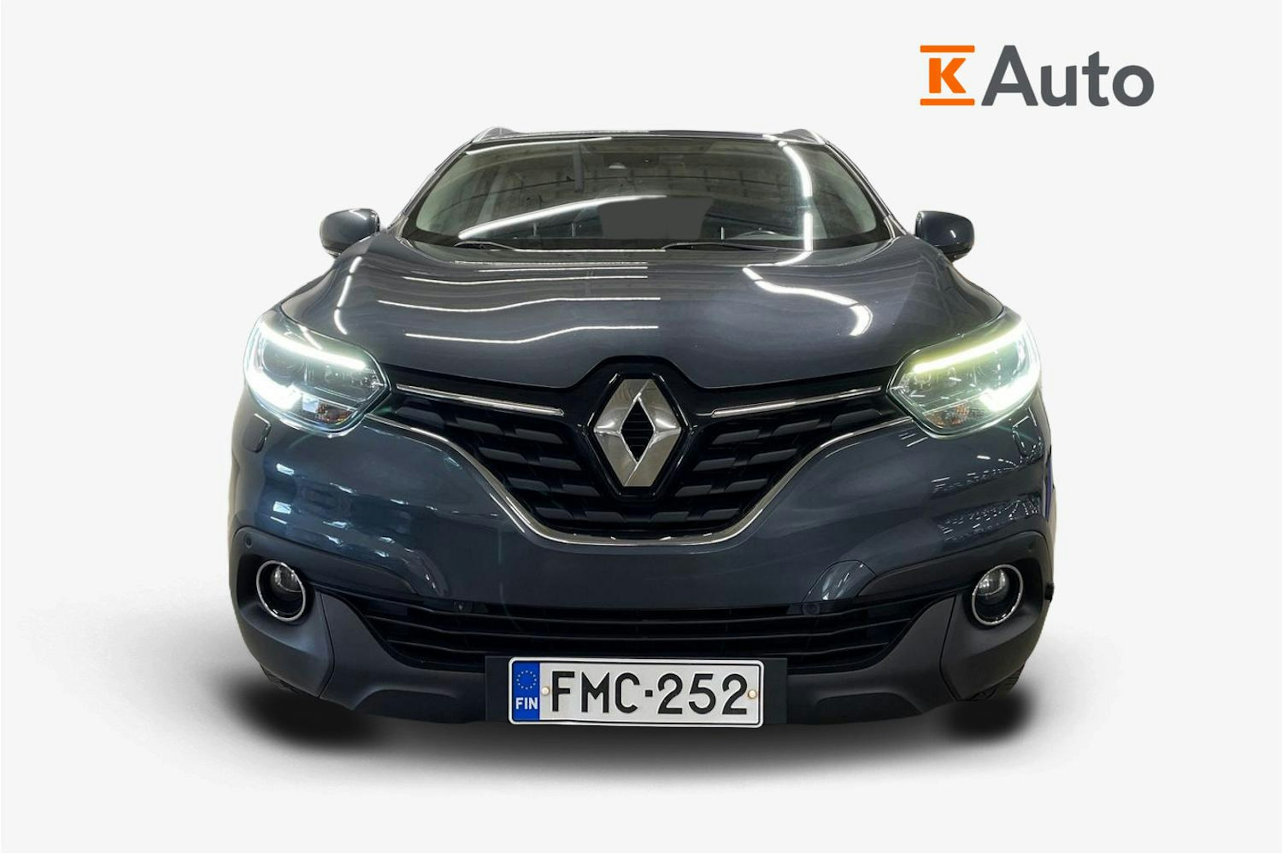 Harmaa Renault Kadjar 2016 kuva 5.