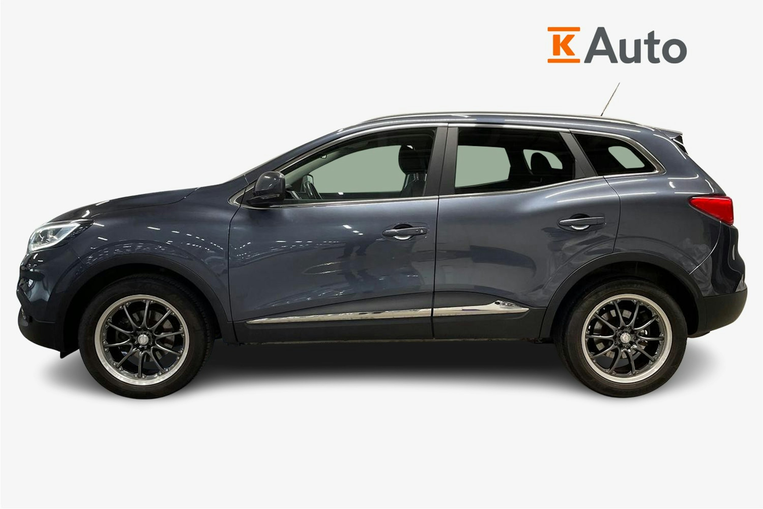 Harmaa Renault Kadjar 2016 kuva 6.