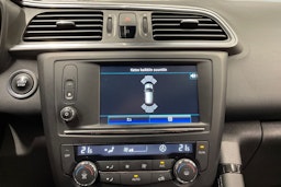 Harmaa Renault Kadjar 2016 kuva 21.