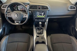 Punainen Renault Kadjar 2017 kuva 9.