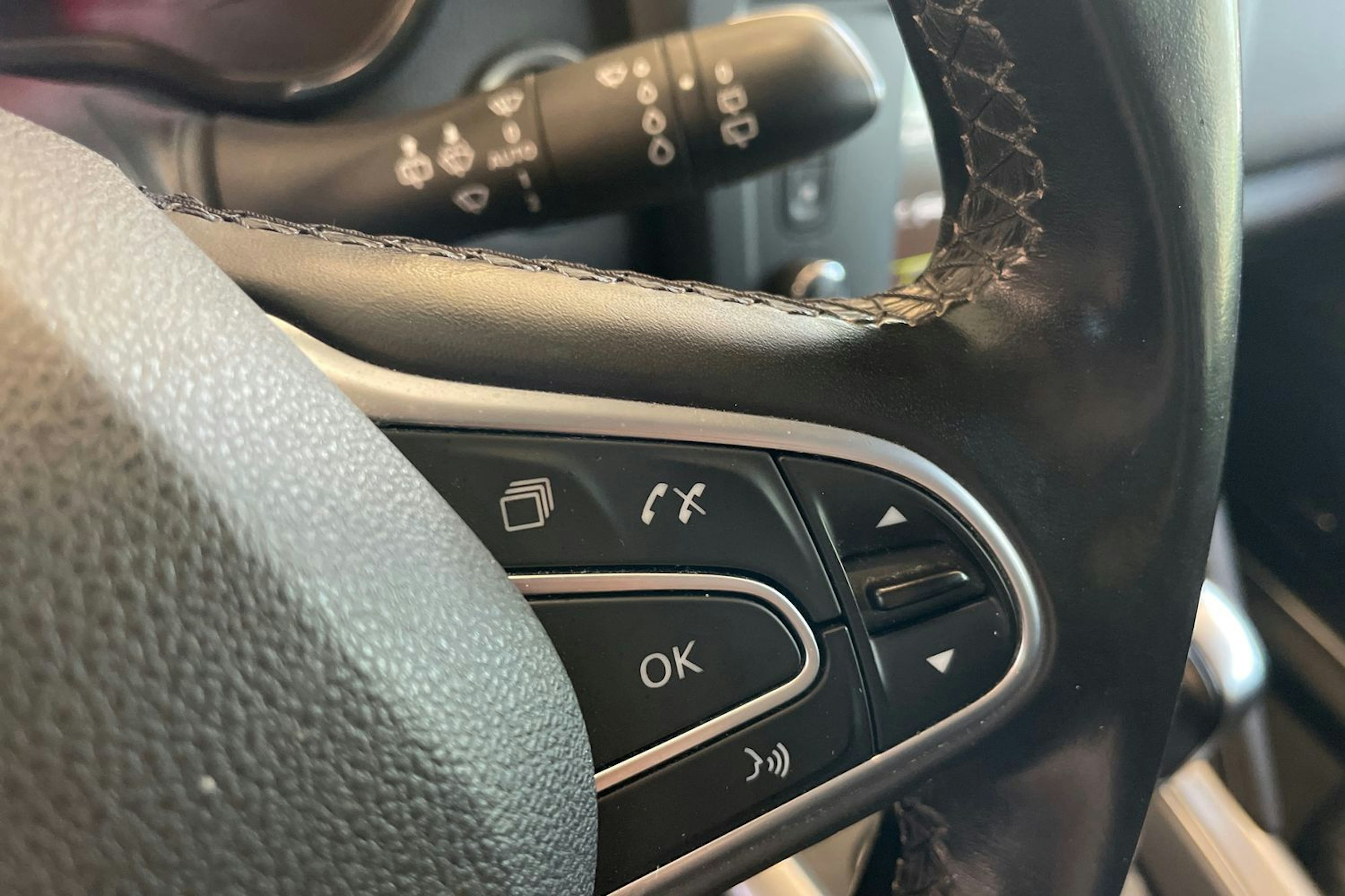 Punainen Renault Kadjar 2017 kuva 18.
