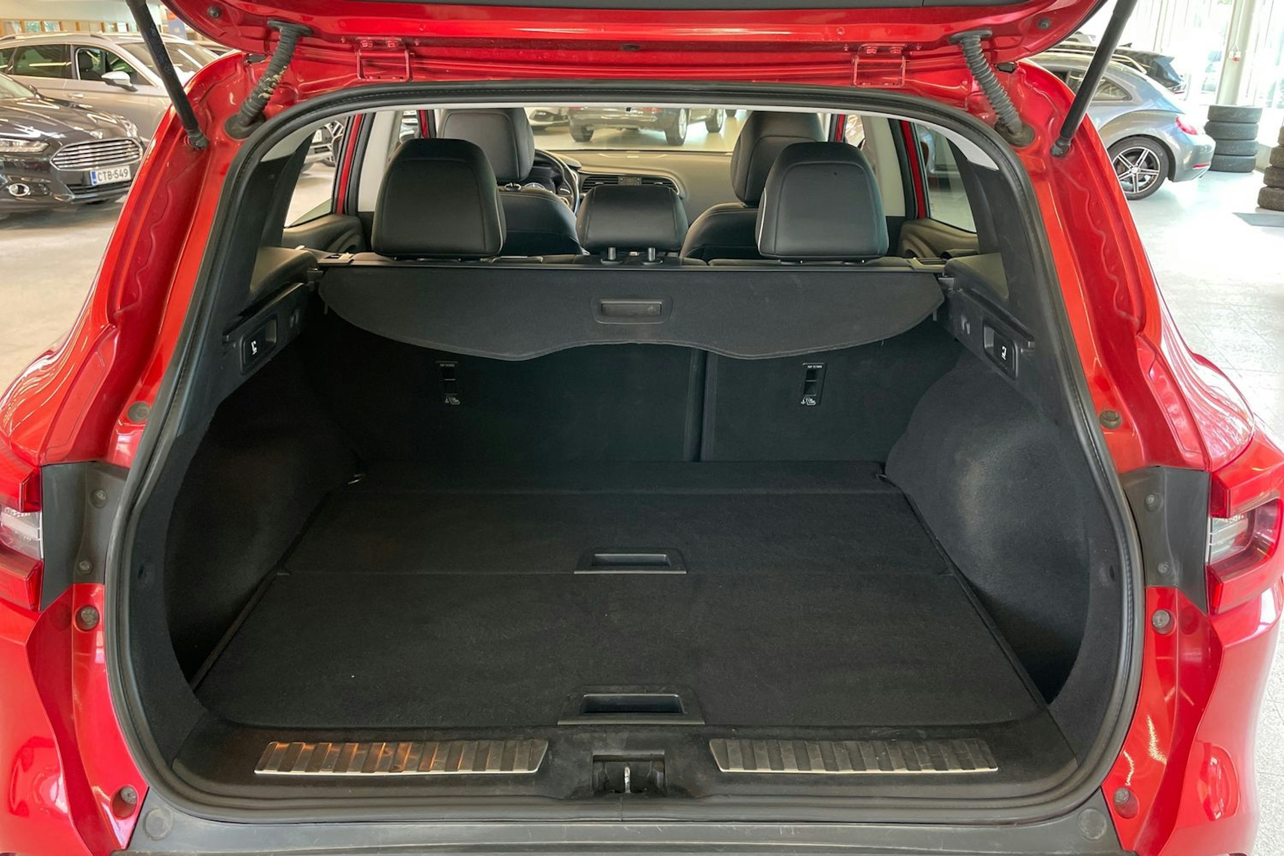 Punainen Renault Kadjar 2017 kuva 26.