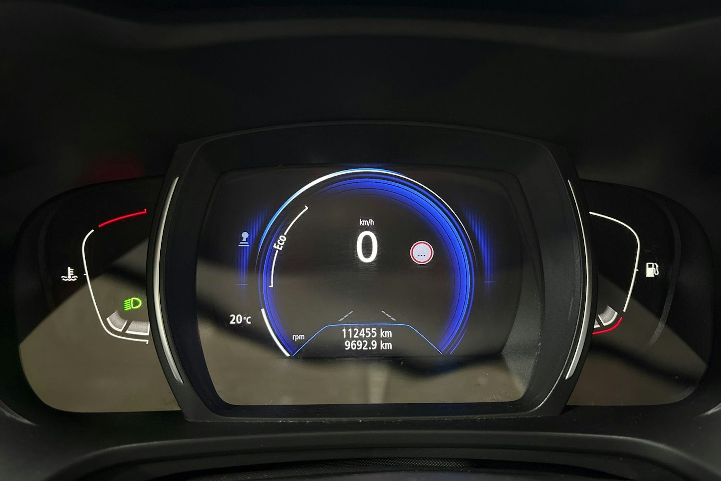 Sininen Renault Kadjar 2017 kuva 17.