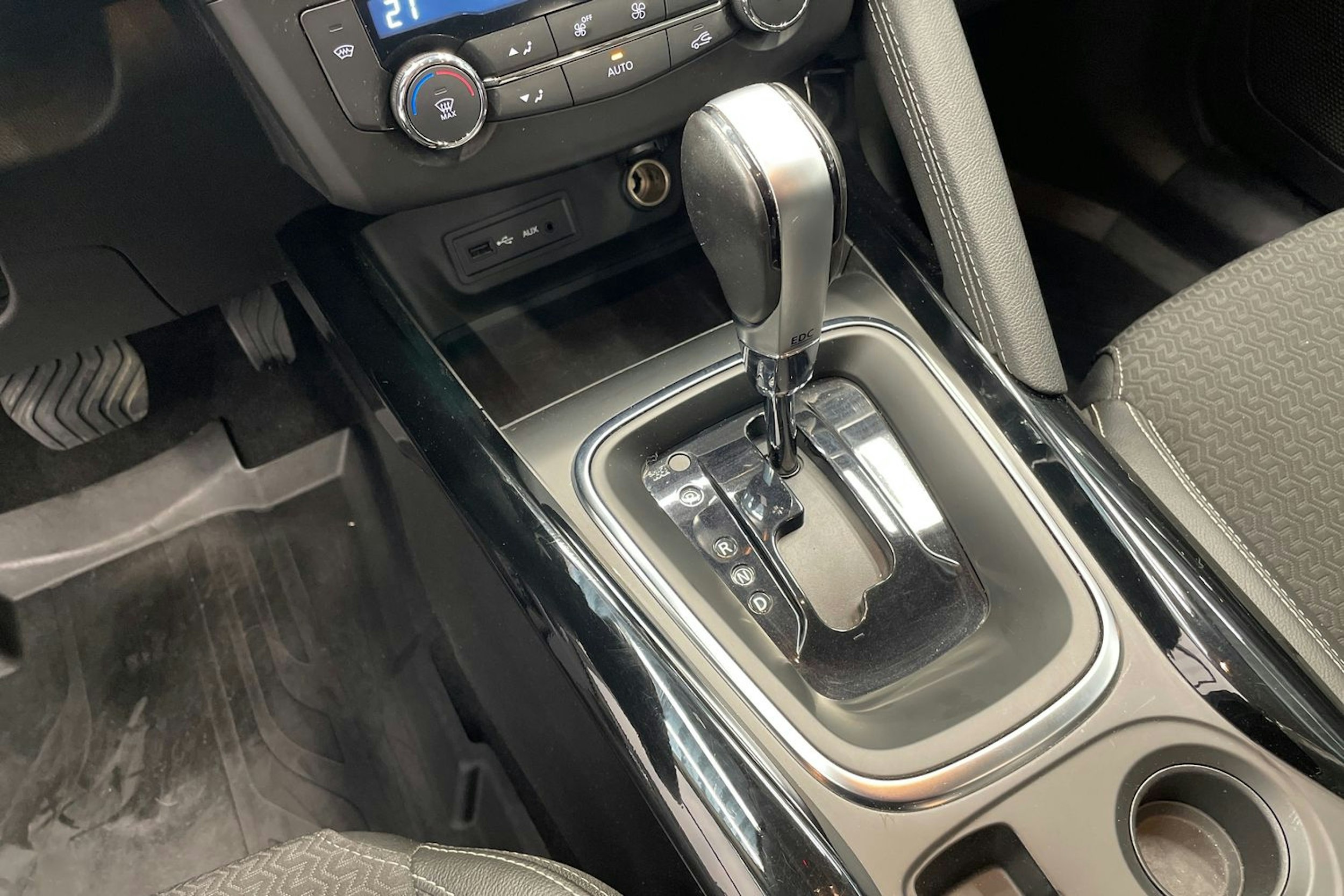 Sininen Renault Kadjar 2017 kuva 14.