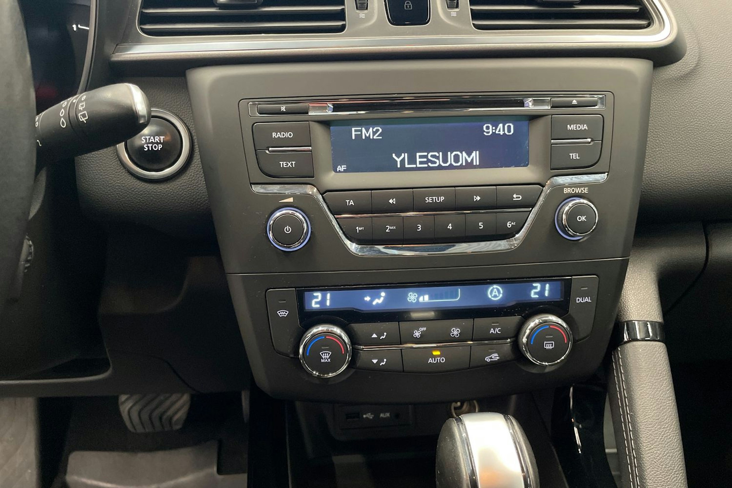 Sininen Renault Kadjar 2017 kuva 15.