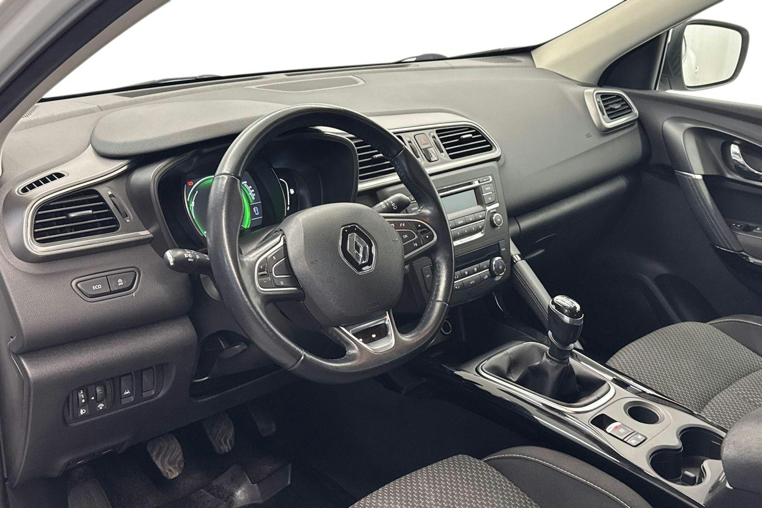 Valkoinen Renault Kadjar 2017 kuva 7.