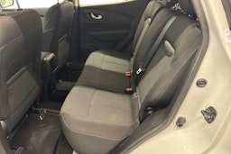 Valkoinen Renault Kadjar 2017 kuva 10.