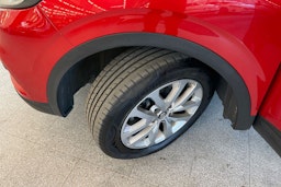 punainen Renault Kadjar 2019 kuva 13.