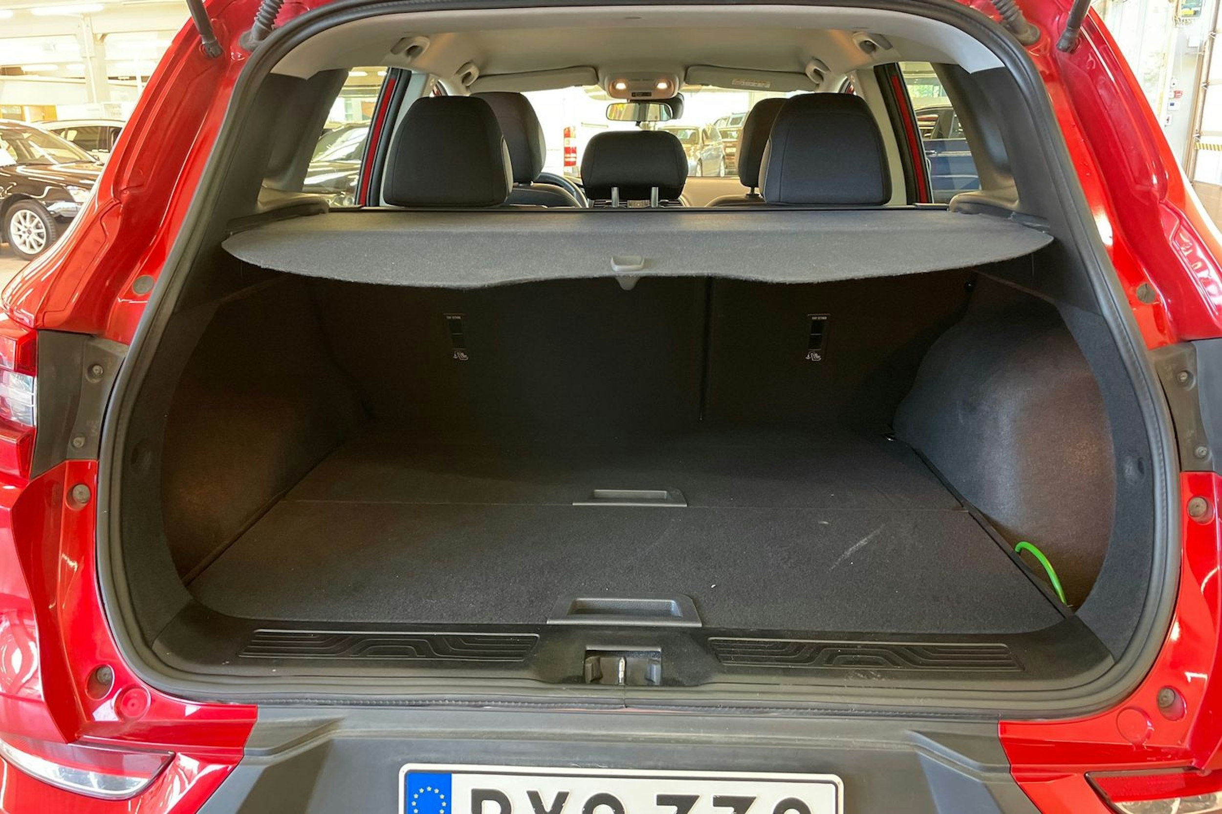 punainen Renault Kadjar 2019 kuva 22.