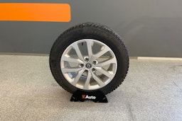 punainen Renault Kadjar 2019 kuva 24.