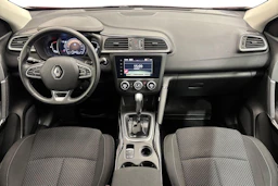 punainen Renault Kadjar 2019 kuva 9.