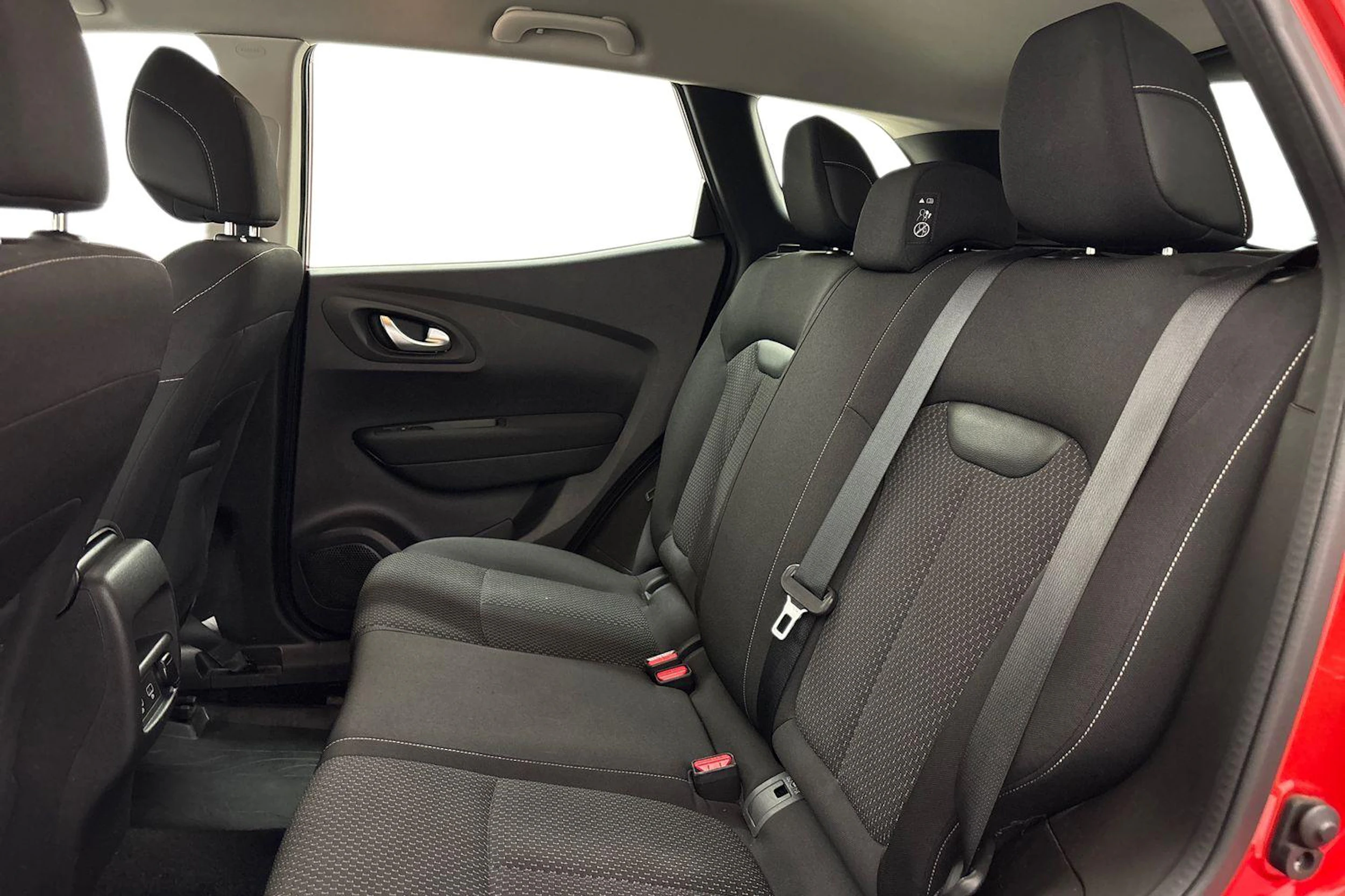 punainen Renault Kadjar 2019 kuva 11.