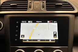 punainen Renault Kadjar 2019 kuva 21.