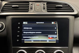 punainen Renault Kadjar 2019 kuva 23.