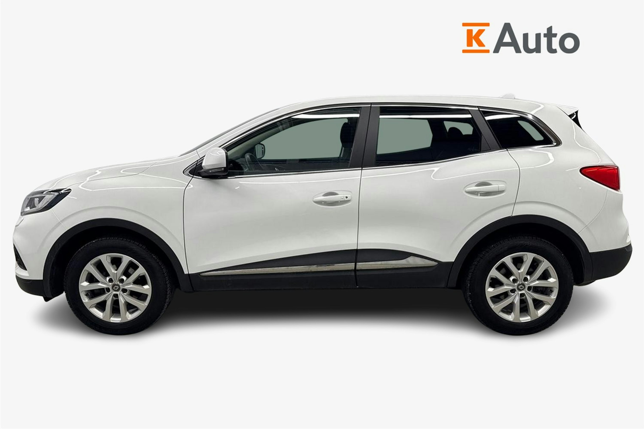 valkoinen Renault Kadjar 2022 kuva 6.
