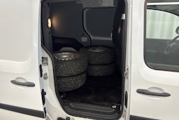 valkoinen Renault Kangoo 2016 kuva 17.