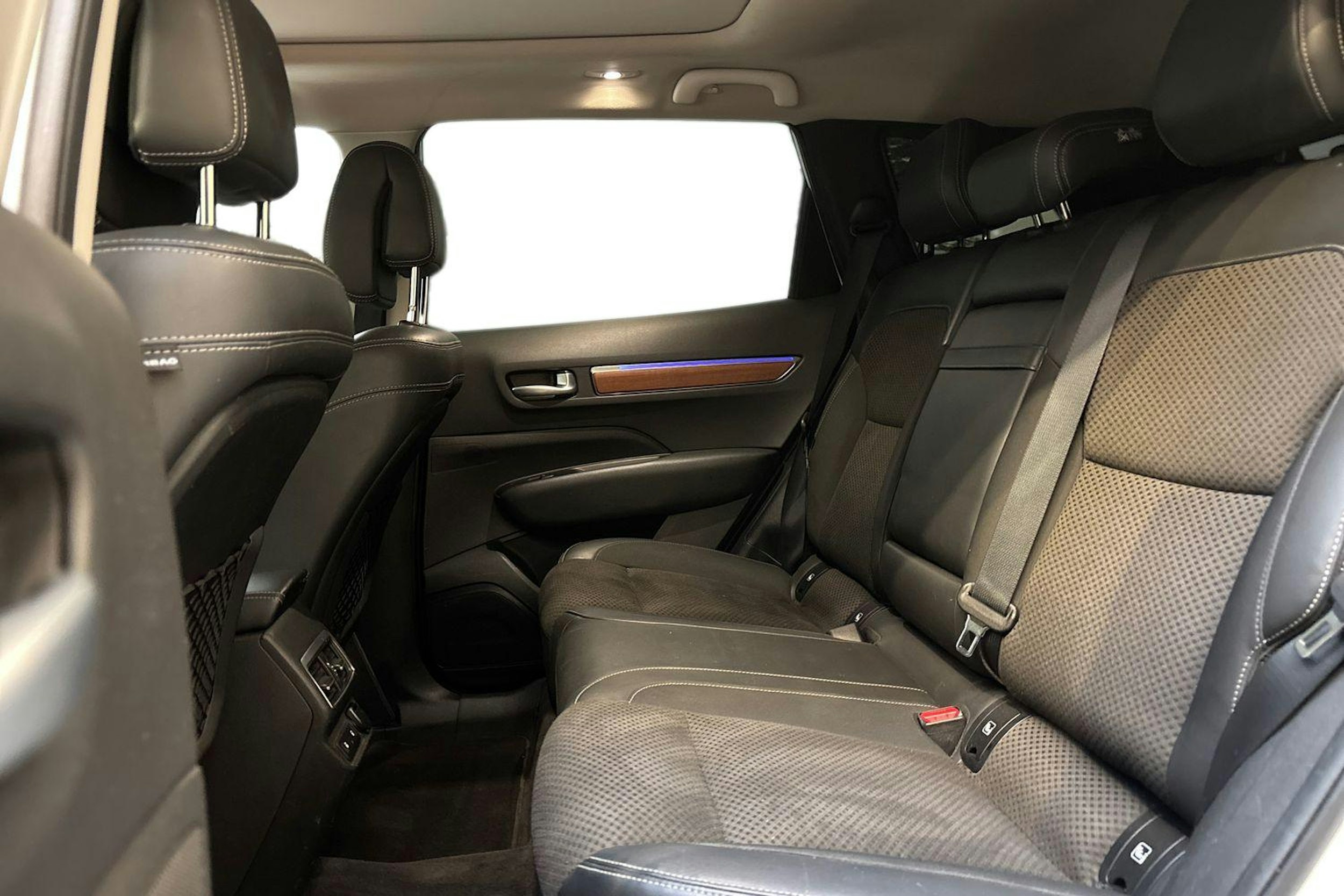 valkoinen Renault Koleos 2017 kuva 10.