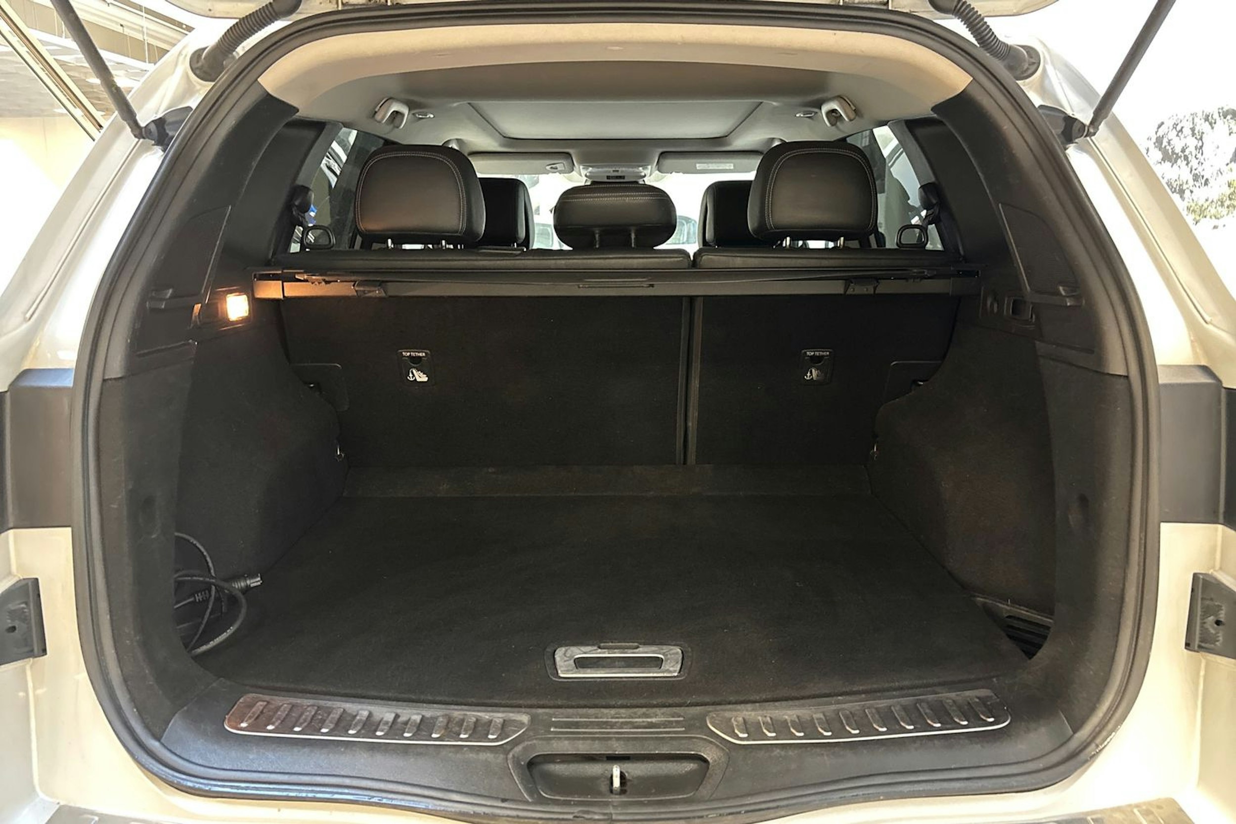 valkoinen Renault Koleos 2017 kuva 14.