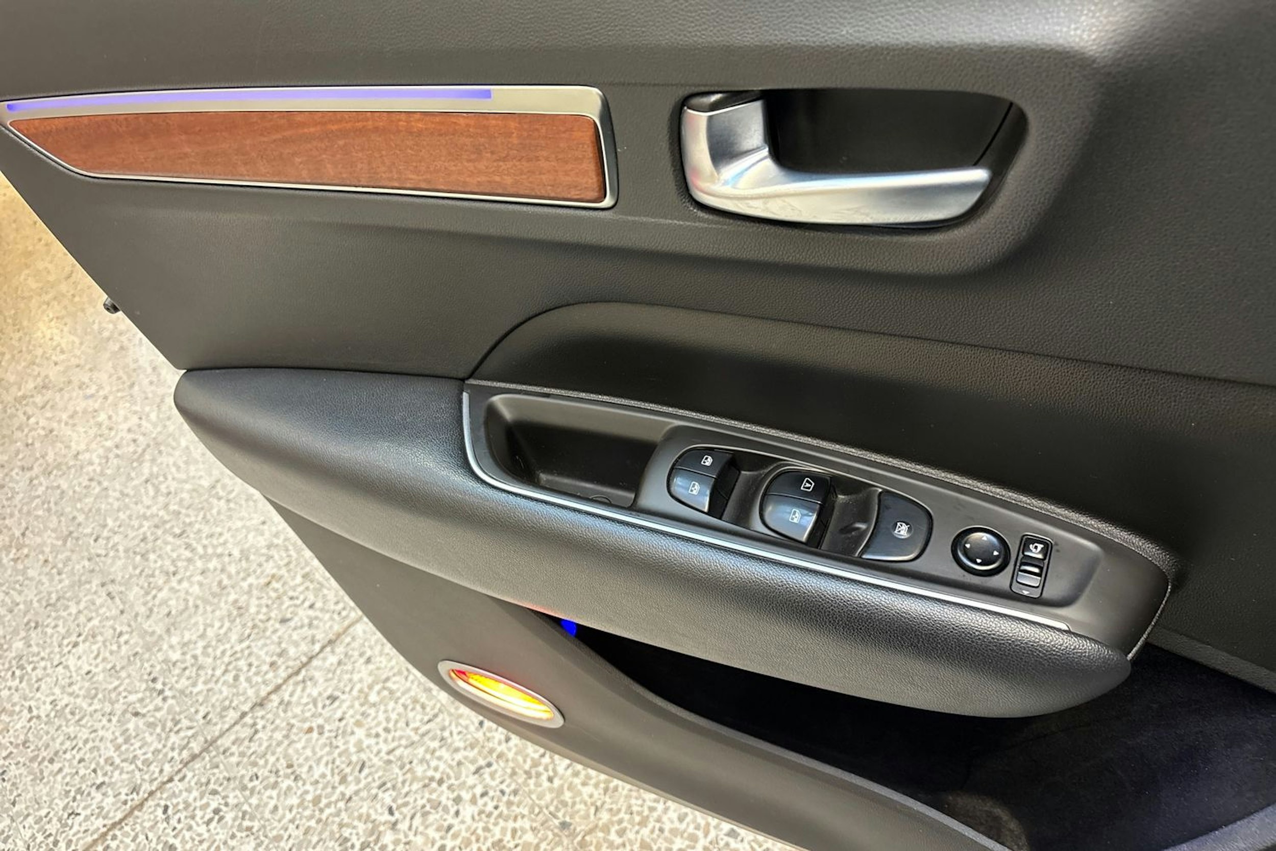 valkoinen Renault Koleos 2017 kuva 16.