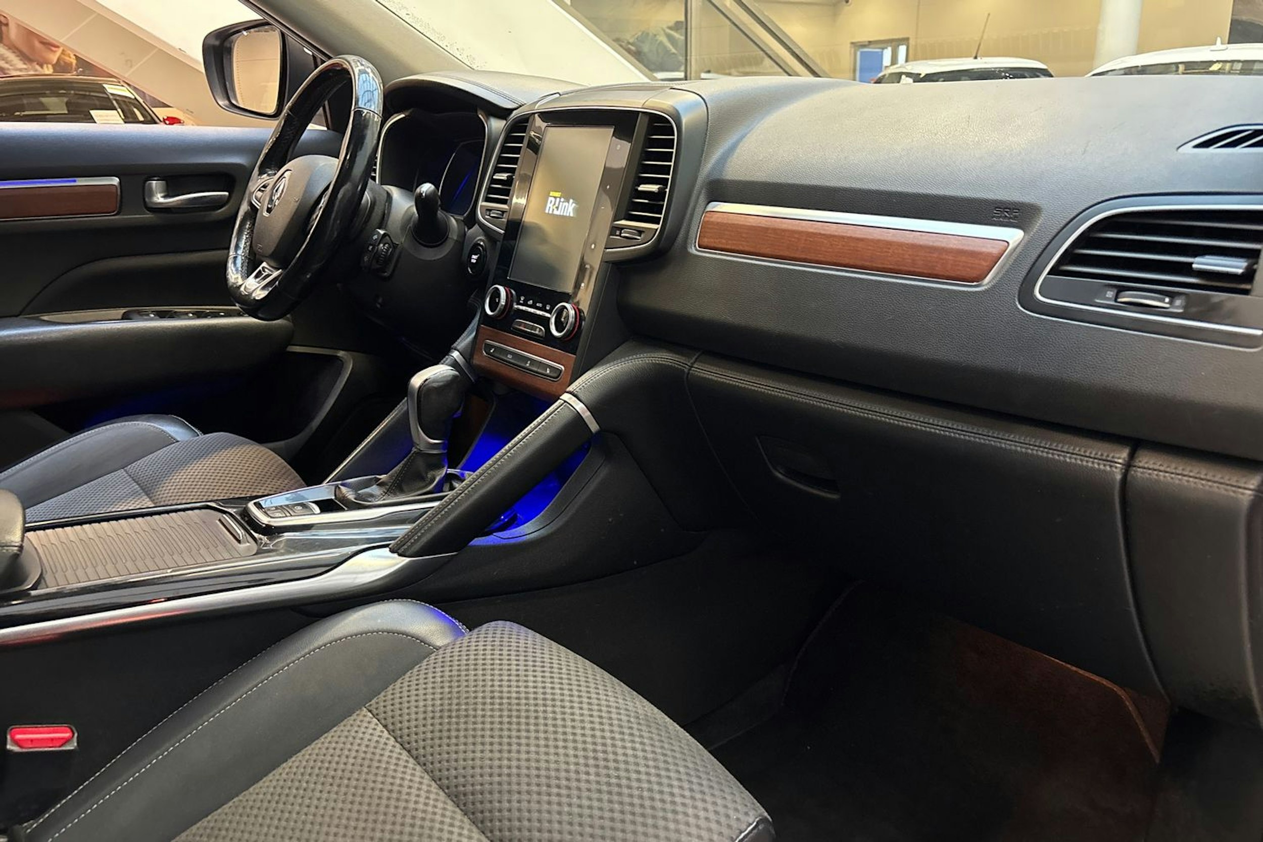 valkoinen Renault Koleos 2017 kuva 26.