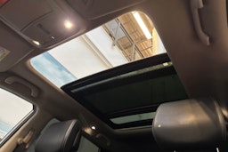 valkoinen Renault Koleos 2017 kuva 27.