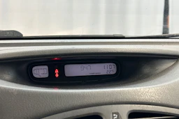 Sininen Renault LAGUNA 2004 kuva 23.
