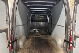 harmaa Renault Master 2016 kuva 15.