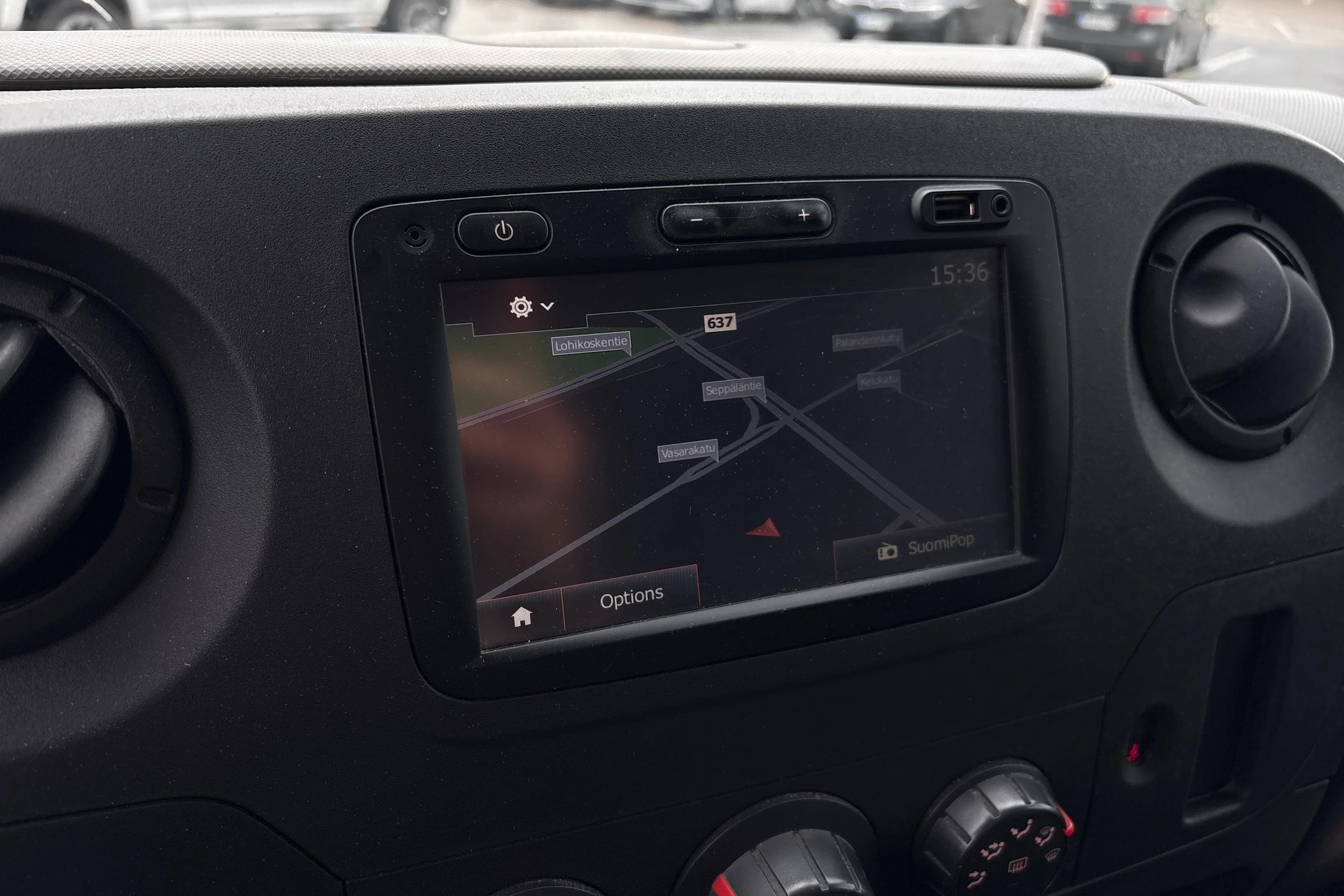 valkoinen Renault Master 2017 kuva 5.