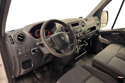 valkoinen Renault Master 2017 kuva 6.