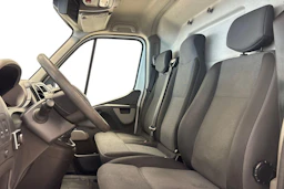 valkoinen Renault Master 2017 kuva 8.