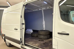 valkoinen Renault Master 2017 kuva 16.