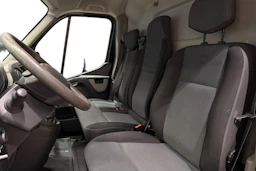musta Renault Master 2018 kuva 11.