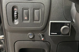 musta Renault Master 2018 kuva 15.