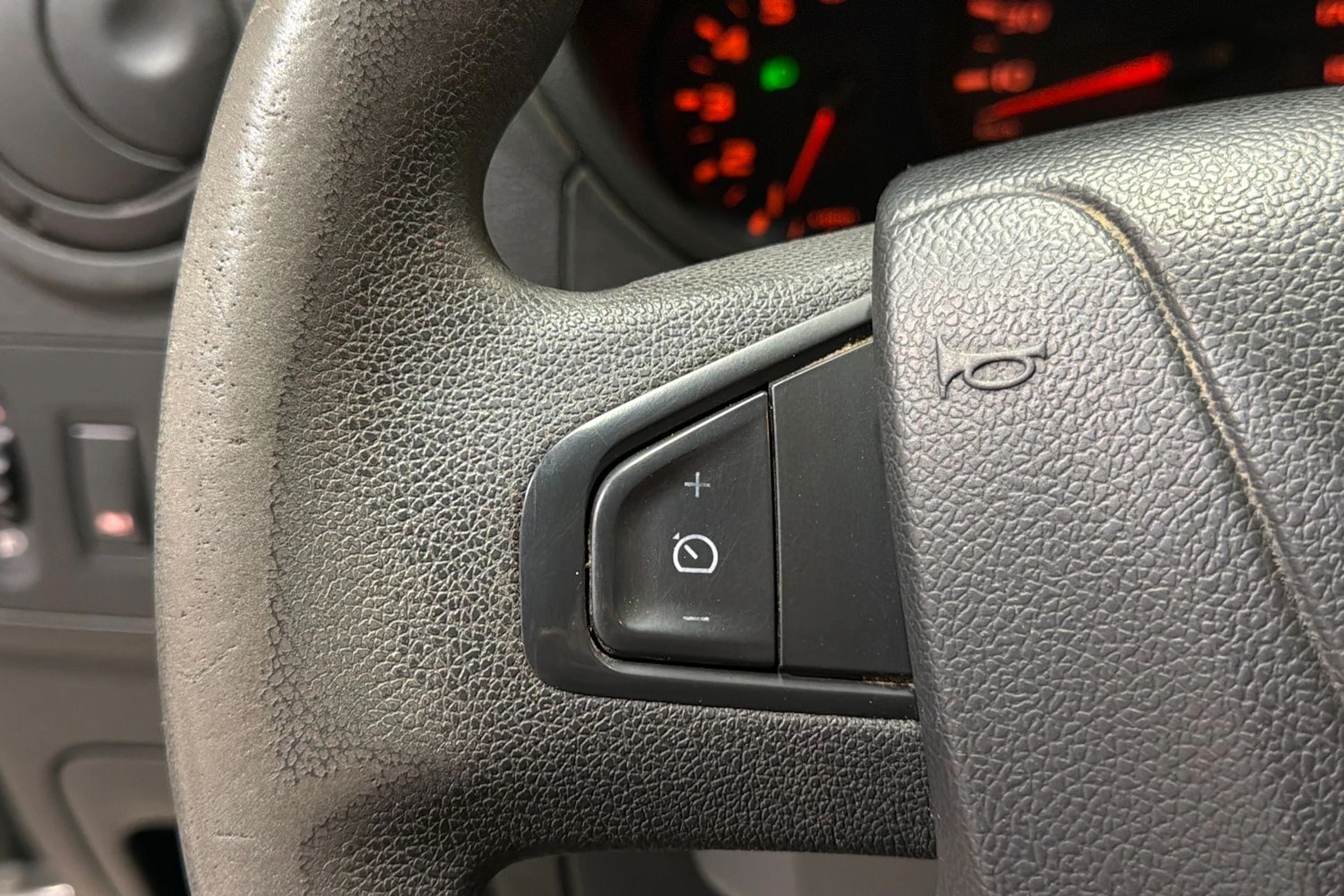 musta Renault Master 2018 kuva 16.